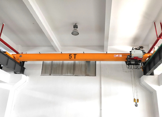 Mercado de câmbios 5 Ton Single Beam European Overhead Crane With Trolley Yellow Painting
