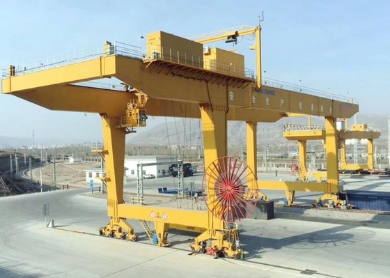 40,5 o trilho dobro da viga do período de Ton Container Gantry Crane 30m montou