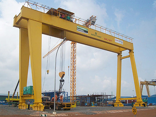 pórtico de 40 toneladas Crane For Highway Construction da viga do dobro da construção
