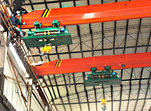 viga Crane With Heat Resistance Shield aéreo da fundição da altura do elevador de 6-20m única
