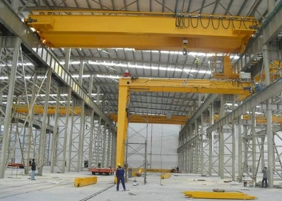 Guindaste aéreo europeu de levantamento 25 Ton Bridge Crane Span do feixe dobro do ISO 9m 20m