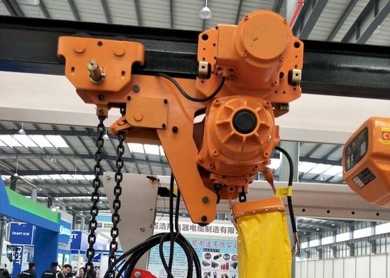 Baixo equipamento de levantamento industrial elétrico da grua da grua de corrente 81db da altura livre 0.5T-50T