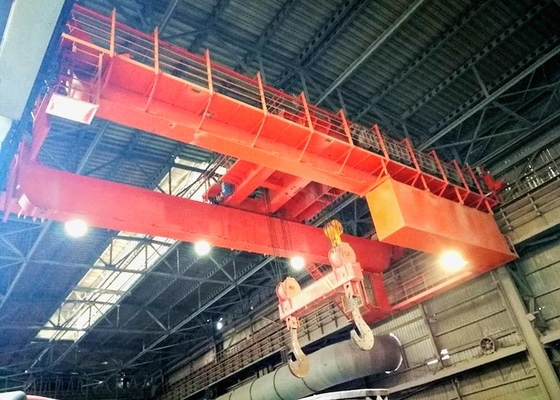 Concha do gancho do dobro dos guindastes aéreos 320t de fresa de aço da metalurgia de QDY que segura o guindaste