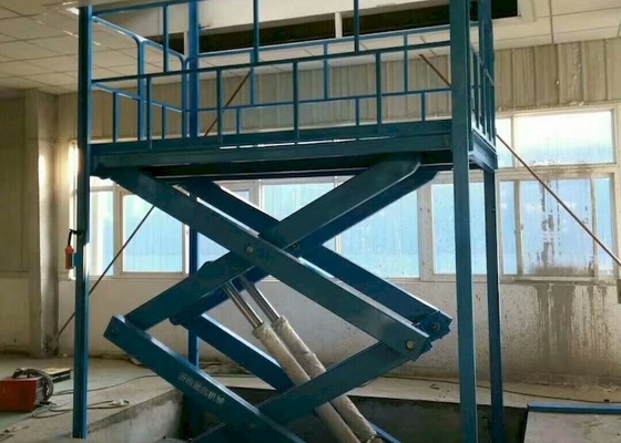 A doca de carga da plataforma 2000*2000mm do levantamento hidráulico de carga pesada AC380V Scissor o elevador