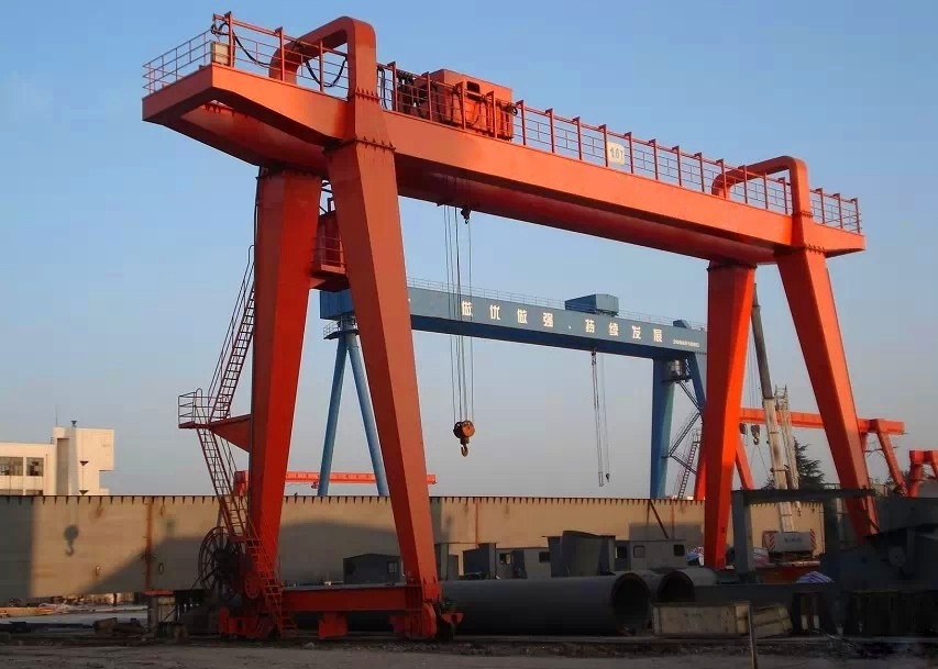 Pórtico fácil Crane For Rail Station do dobro de SANTO 1T-800T da instalação